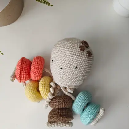 Octopus Threading Toy