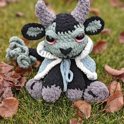 Nacht the Krampus photographed from the side